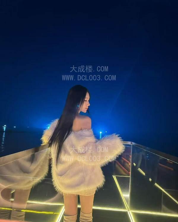 长沙高颜值高挑美女