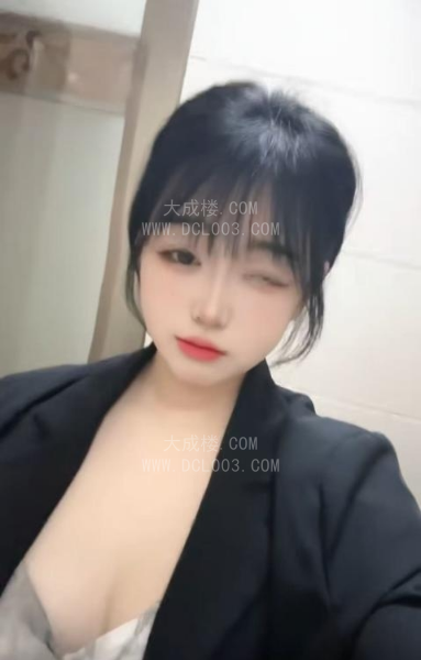 南昌年轻微胖大胸妹