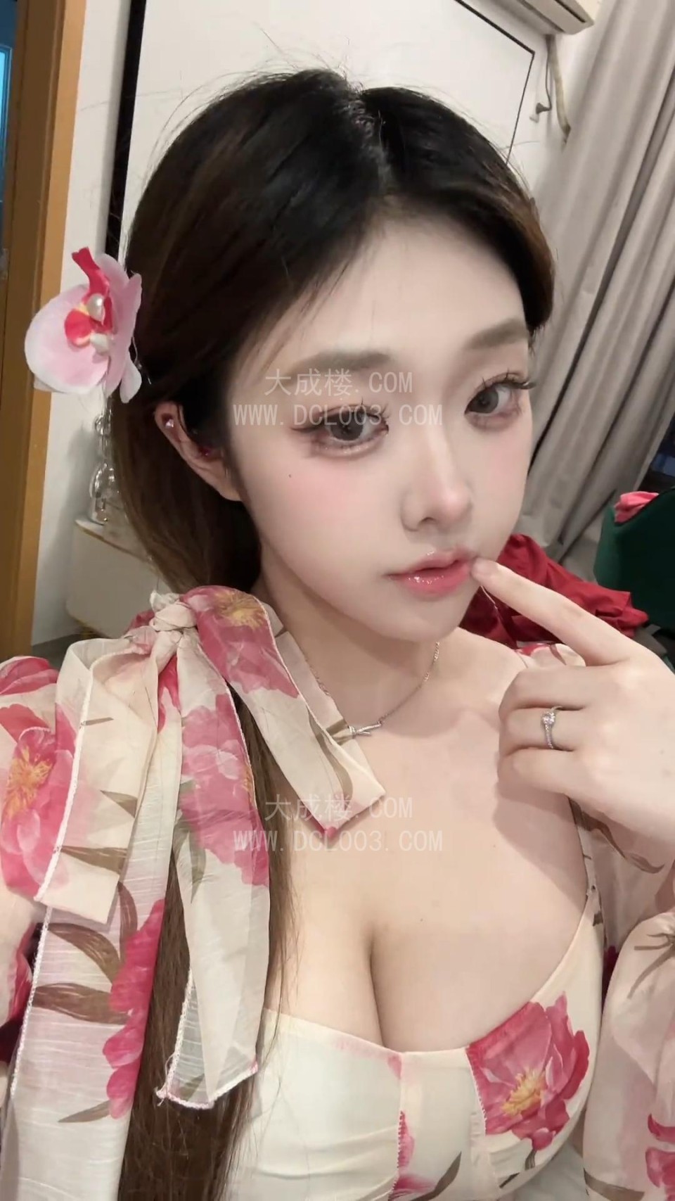 姑苏性感风骚小老师