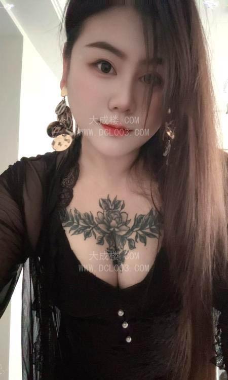 包河三通大胸女