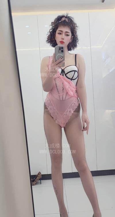 苏州大长腿小姐姐
