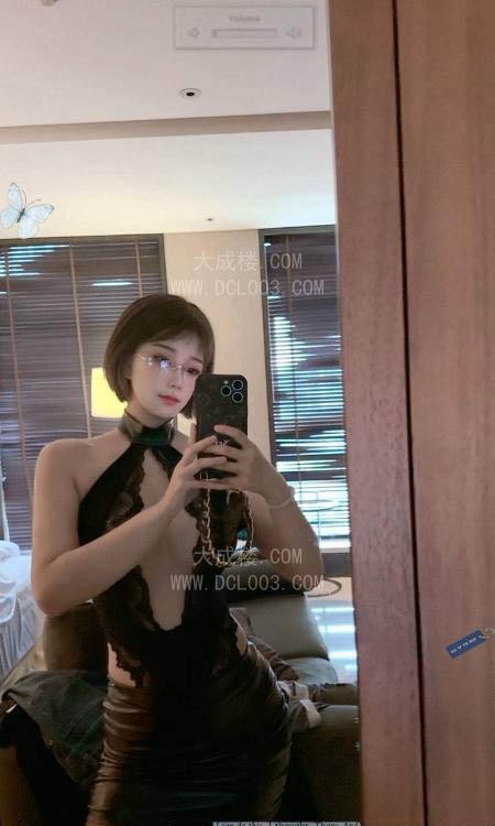 西安精致短发妹