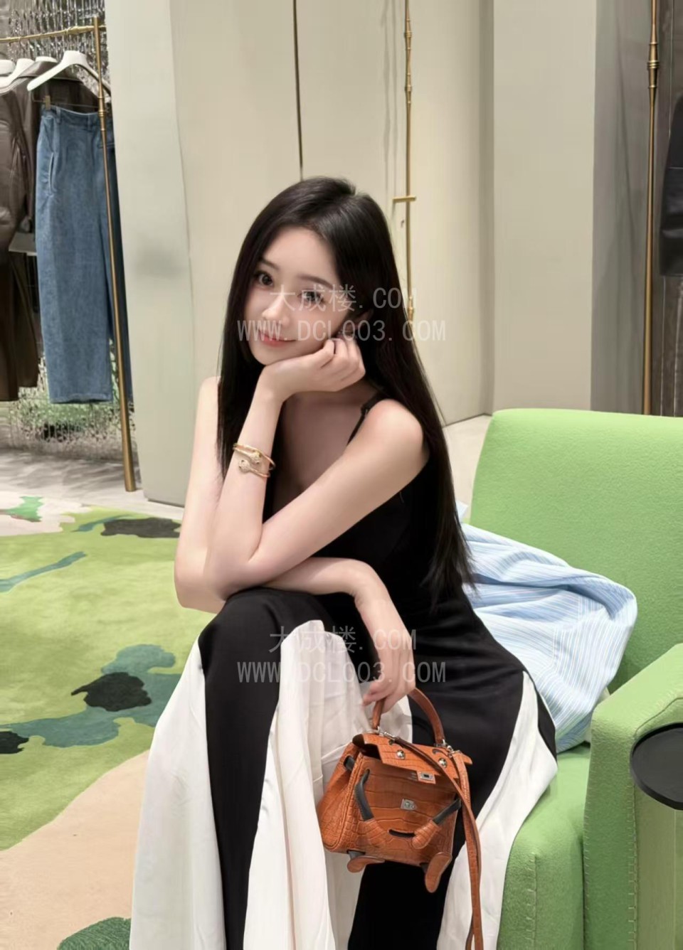 福田嫩妹萱萱