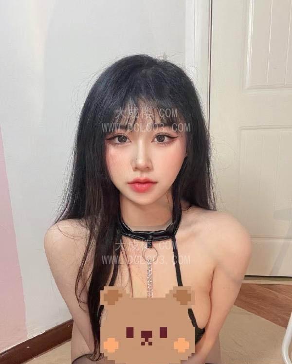 海珠魔鬼身材小辣椒