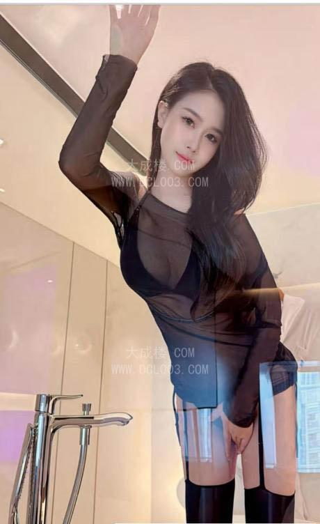 成都武侯南站附近大长腿