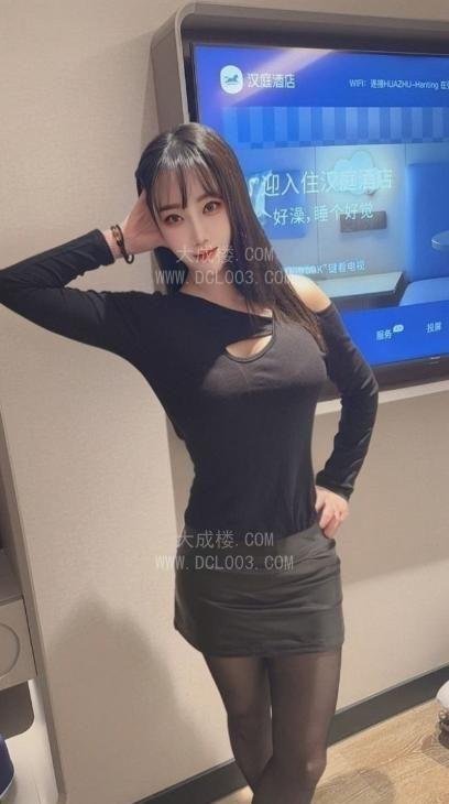 南岸艳舞双双