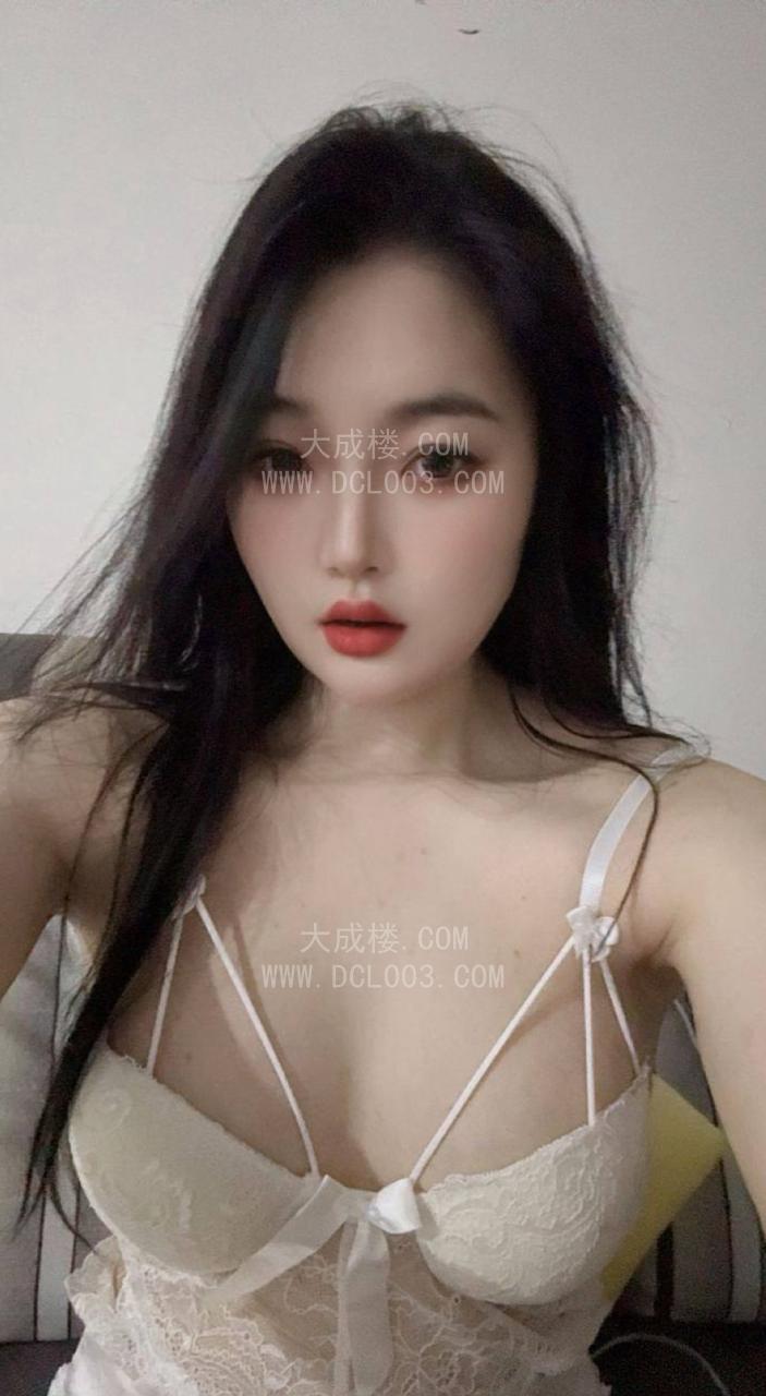 和平大胸会喷水妹妹