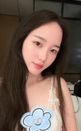 宝安平面模特娜美