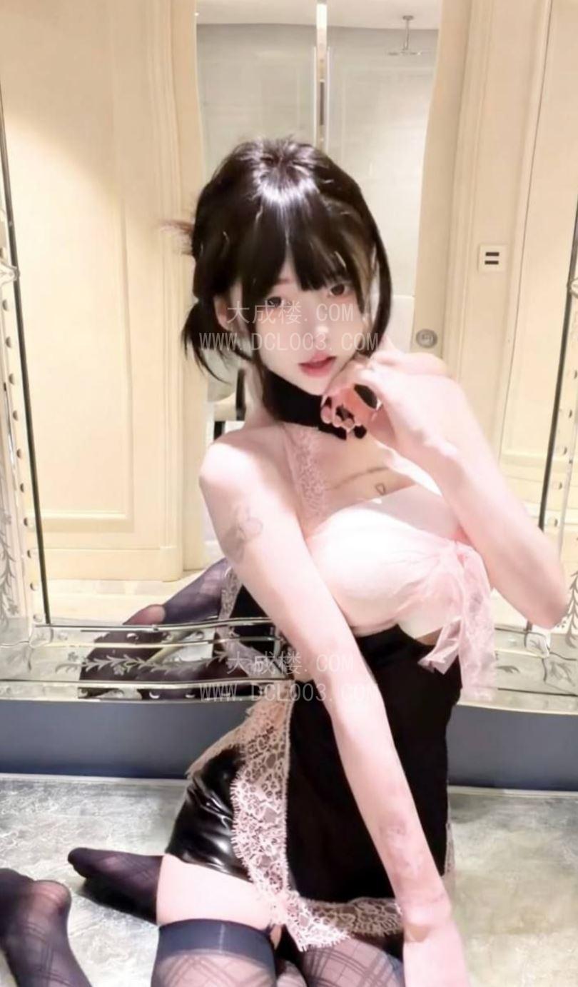 北京天菜嫩妹制服多花样多 