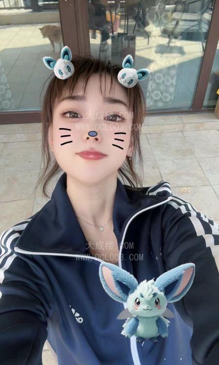 少妇苹果闺蜜双飞