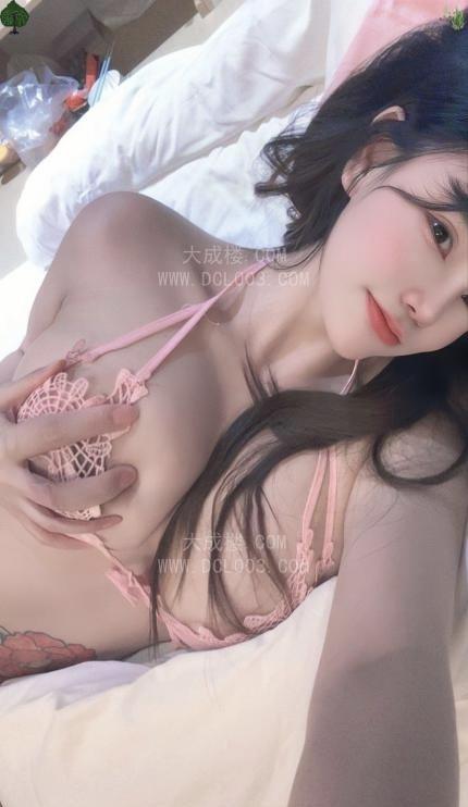 七宝镇丰满大啵妹艺筱