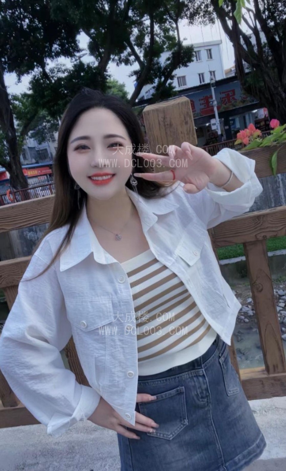 龙华双飞玉儿
