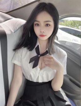 海珠石溪小月月