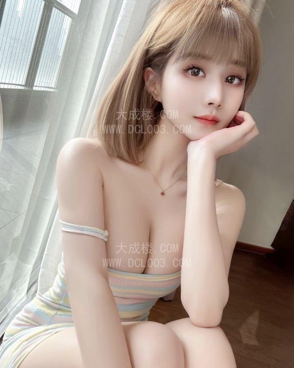 肤白貌美颜值梦梦