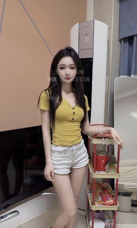 福田甜美乖巧颜值嫩妹小小