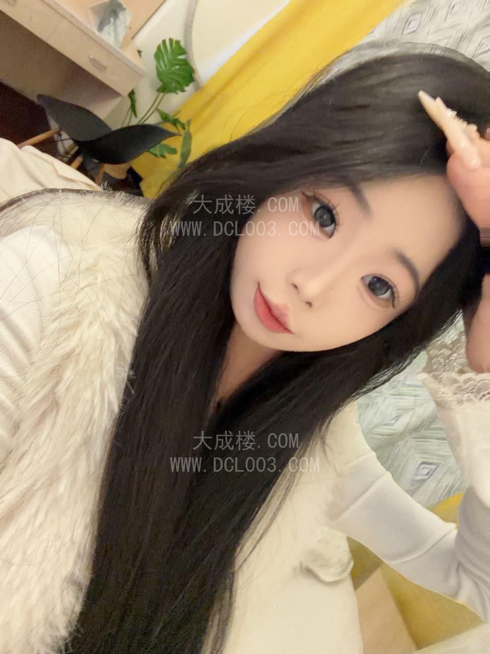 杭州拱墅花臂小嫩妹