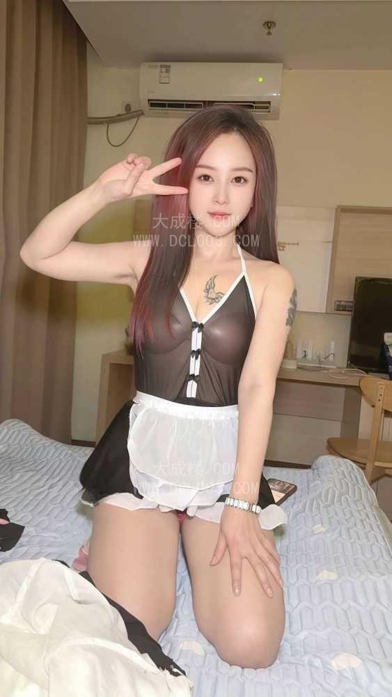 白云极品水多大奶小姐姐
