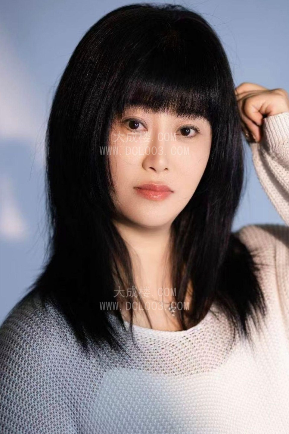 自带教室巨乳少妇白兰地