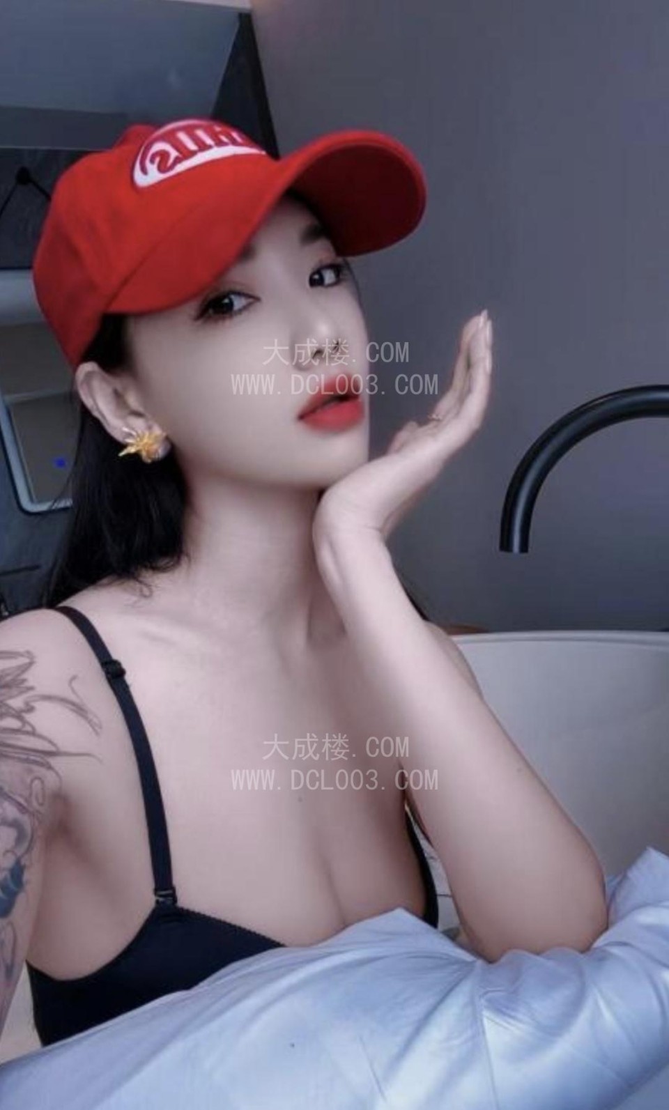 性价比超高美女铭铭