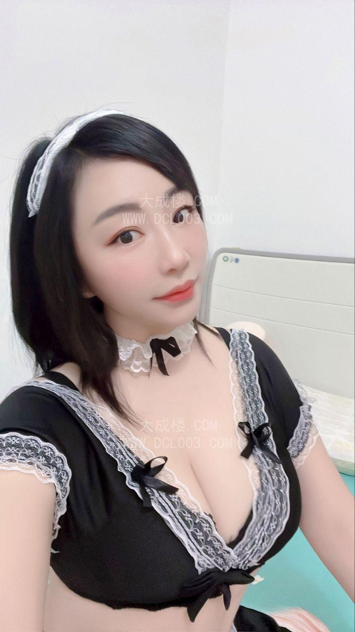 南山大胸美女服务棒